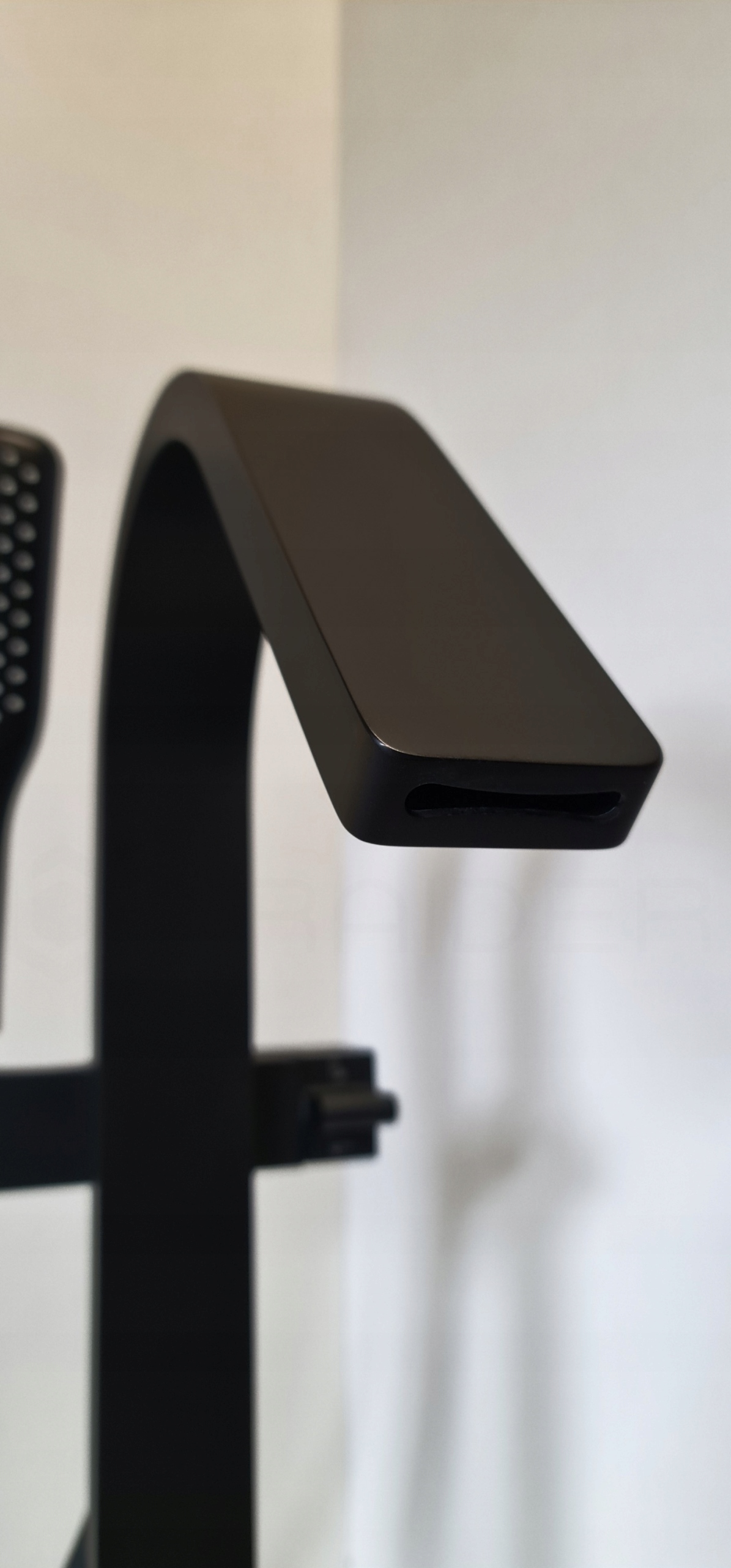 BRAIDER-bateria-wolnostojaca-wannowa-LACERTA-BLACK-Linia-Lacerta BRAIDER bateria wolnostojąca wannowa